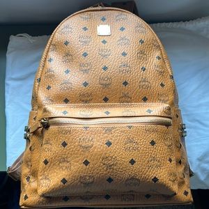 MCM STARK 40 cognac